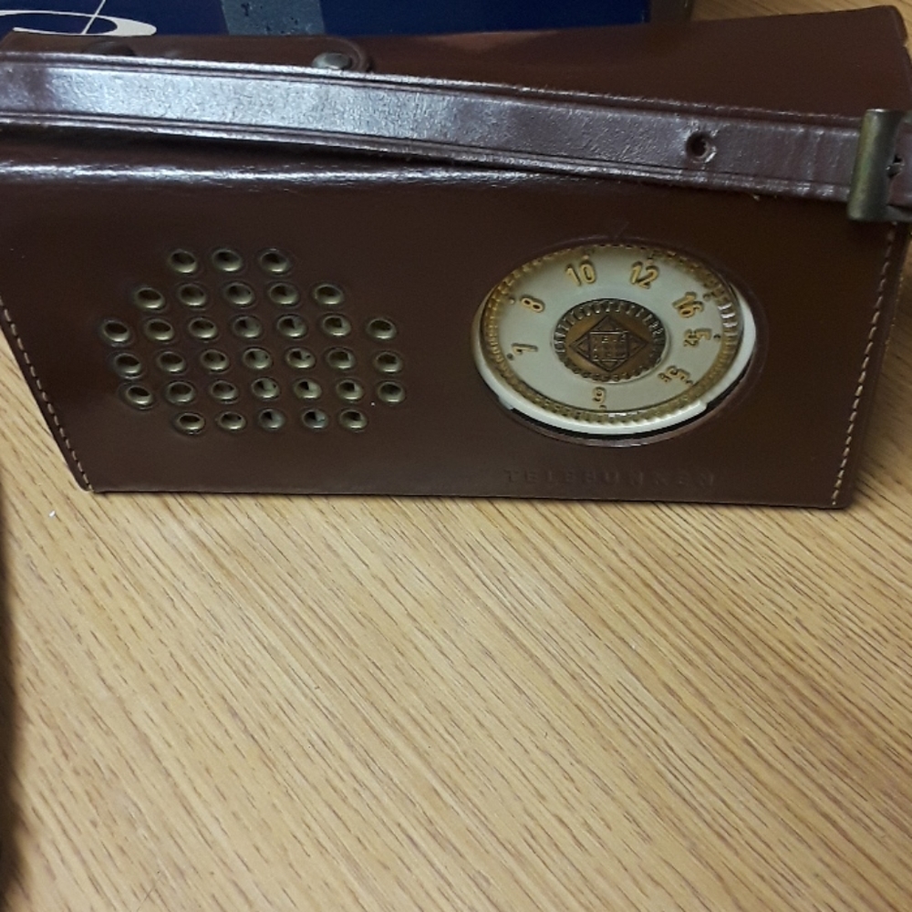 Radio - Picture 5 of 8